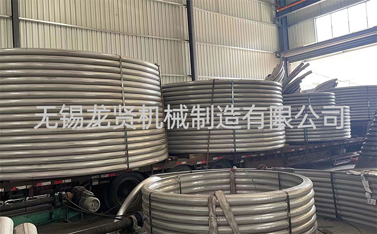 江蘇筒體半圓管哪家交貨快？龍賢：把 “急單” 變 “閃電單”，工業(yè)圈的 “準(zhǔn)時(shí)達(dá)王者”